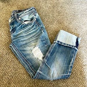 Almost Famous Premium. Distressed jean